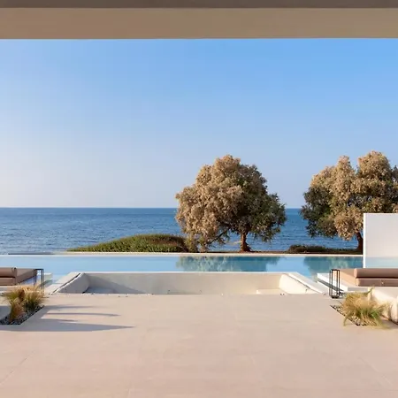 Vila Asea Villa, Spectacular Right-on-the-beach Retreat, By Thinkvilla Skaleta