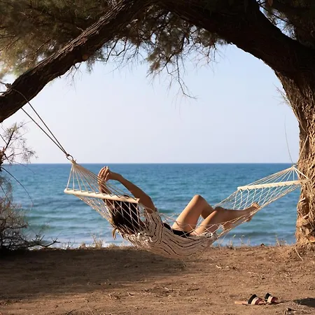 Vila Asea Villa, Spectacular Right-on-the-beach Retreat, By Thinkvilla